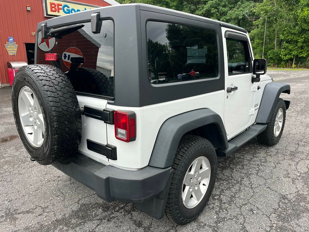 2015 Jeep Wrangler CLEAN CARFAX - 23036401 - 4