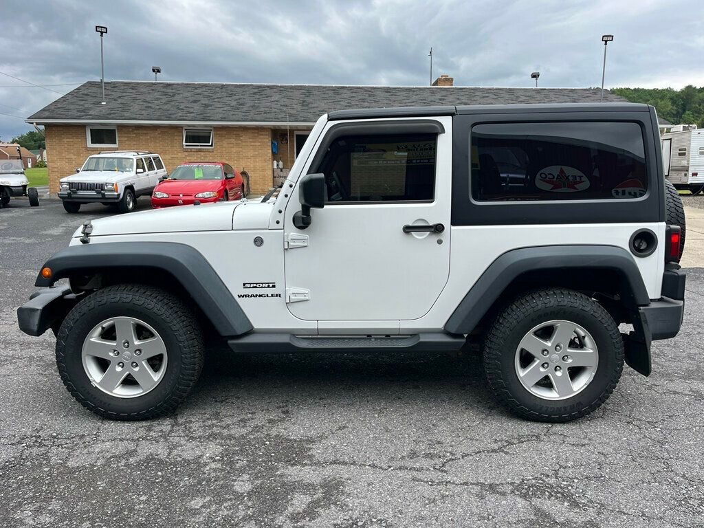 2015 Jeep Wrangler CLEAN CARFAX - 23036401 - 6