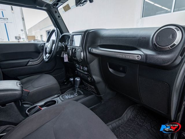 2015 Jeep Wrangler CLEAN CARFAX, 4X4, WILLYS WHEELER, MOPAR TOW, ROCK RAILS, A/C - 22916159 - 22