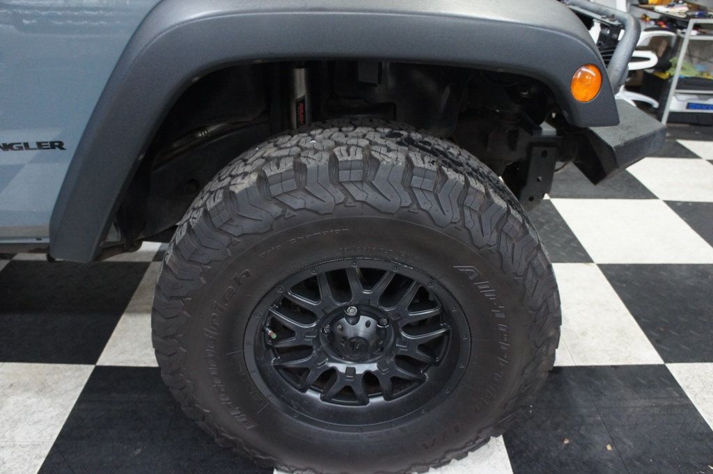 2015 Jeep Wrangler Lifted, Great Shape! Fun! - 22825909 - 28