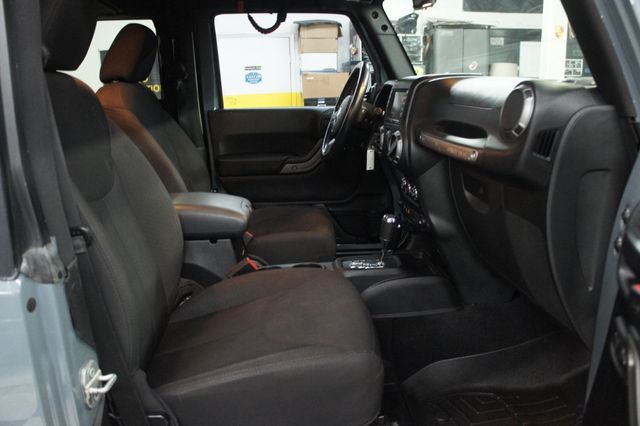 2015 Jeep Wrangler Lifted, Great Shape! Fun! - 22825909 - 53