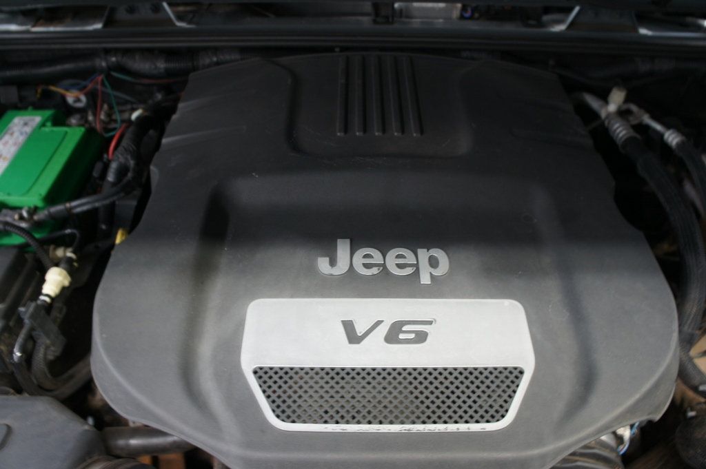 2015 Jeep Wrangler Lifted, Great Shape! Fun! - 22825909 - 55