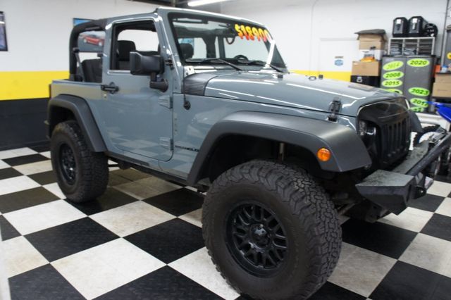 2015 Jeep Wrangler Lifted, Great Shape! Fun! - 22825909 - 5