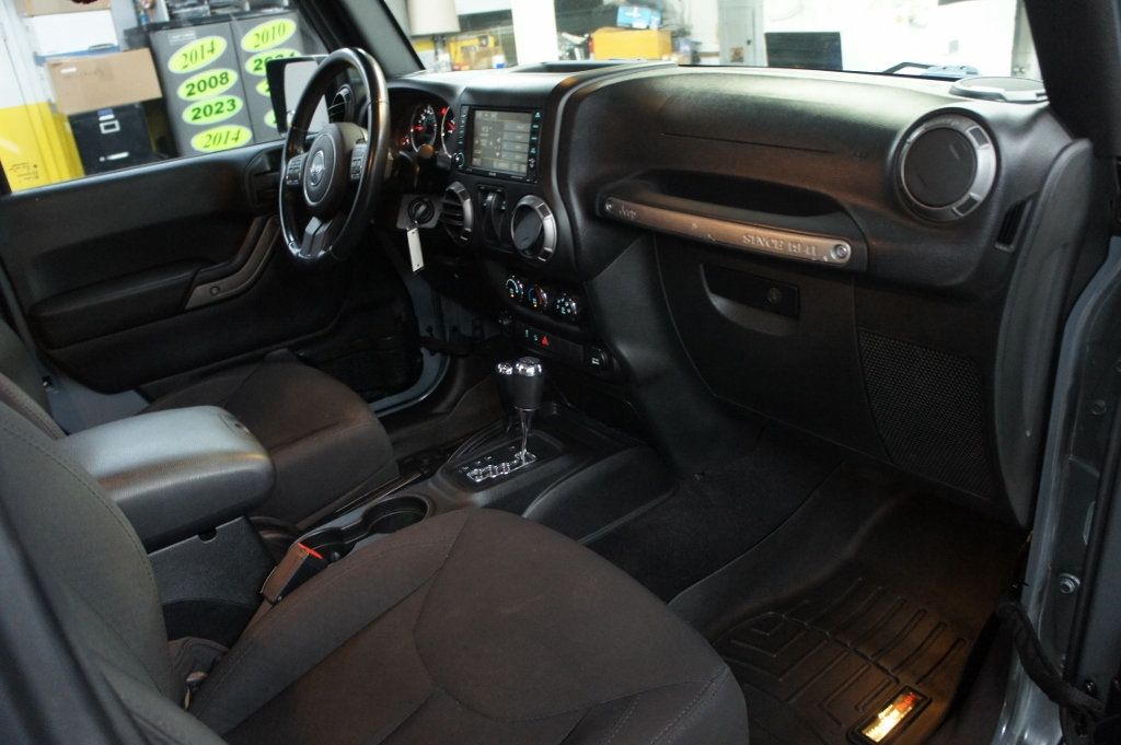 2015 Jeep Wrangler Sport photo 5