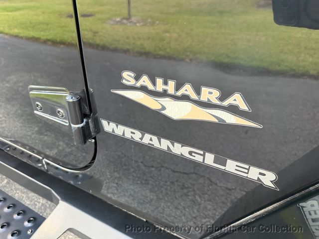 2015 Jeep Wrangler Sahara 4WD Hardtop Convertible - 22992286 - 24