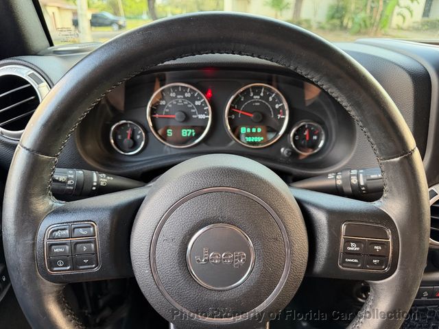 2015 Jeep Wrangler Sahara 4WD Hardtop Convertible - 22992286 - 33