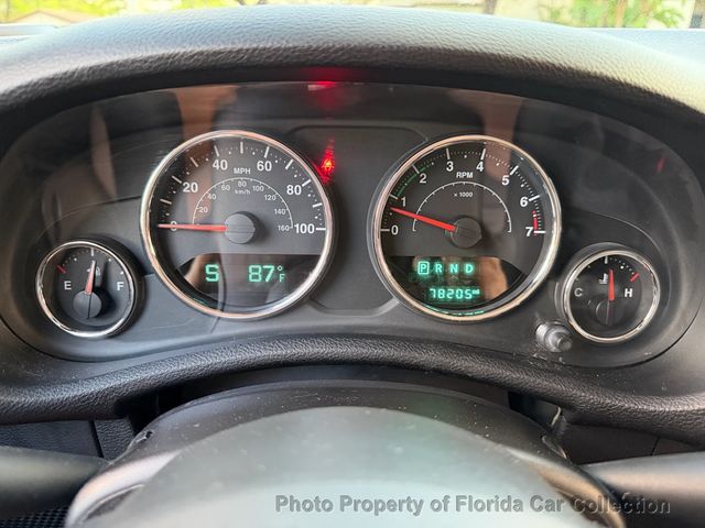 2015 Jeep Wrangler Sahara 4WD Hardtop Convertible - 22992286 - 34