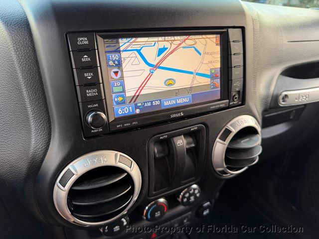 2015 Jeep Wrangler Sahara 4WD Hardtop Convertible - 22992286 - 35