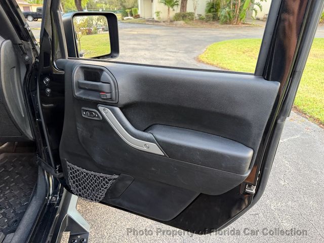 2015 Jeep Wrangler Sahara 4WD Hardtop Convertible - 22992286 - 51