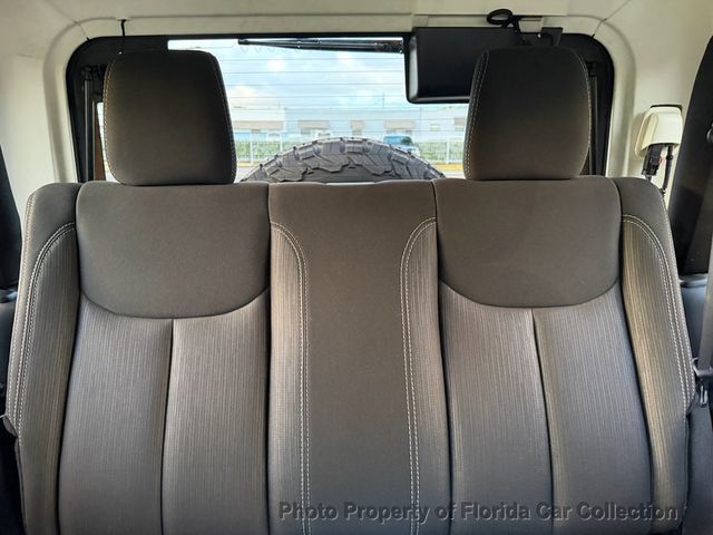 2015 Jeep Wrangler Sahara 4WD Hardtop Convertible - 22992286 - 54