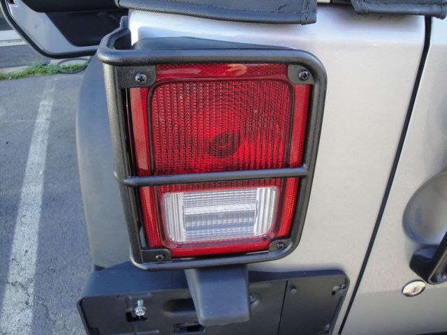 2015 Jeep Wrangler SPORT-PKG, 1-OWNER, SOUTHERN-JEEP, 6-SPD, LOW MI, MINT-COND! - 22915761 - 23