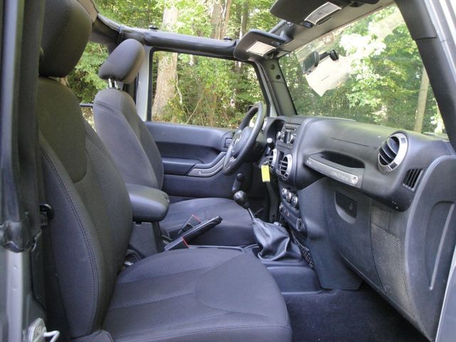 2015 Jeep Wrangler SPORT-PKG, 1-OWNER, SOUTHERN-JEEP, 6-SPD, LOW MI, MINT-COND! - 22915761 - 43