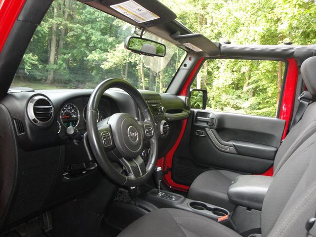 2015 Jeep Wrangler SPORT-S PKG, AUTO, 1-OWNER, LOADED, LOW-MI, MINT-COND!! - 23058849 - 39
