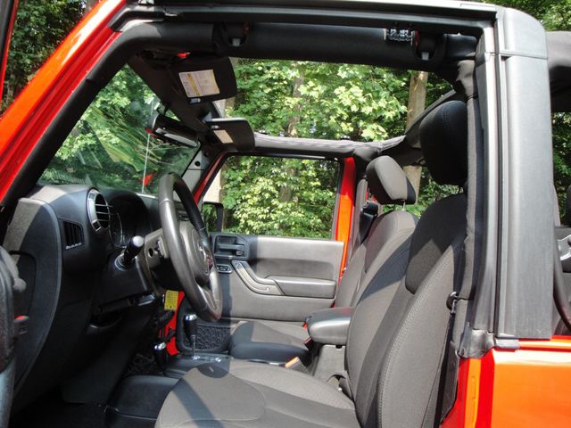 2015 Jeep Wrangler SPORT-S PKG, AUTO, 1-OWNER, LOADED, LOW-MI, MINT-COND!! - 23058849 - 42