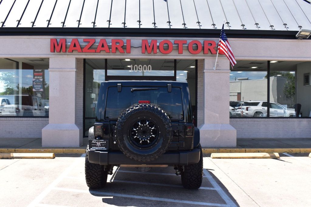 2015 Jeep Wrangler Unlimited 4WD 4dr Altitude - 23060560 - 11