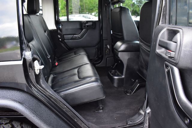 2015 Jeep Wrangler Unlimited 4WD 4dr Altitude - 23060560 - 26