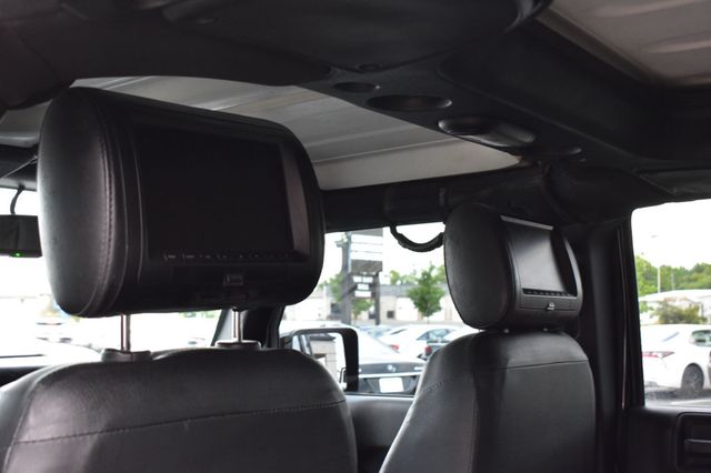 2015 Jeep Wrangler Unlimited 4WD 4dr Altitude - 23060560 - 29