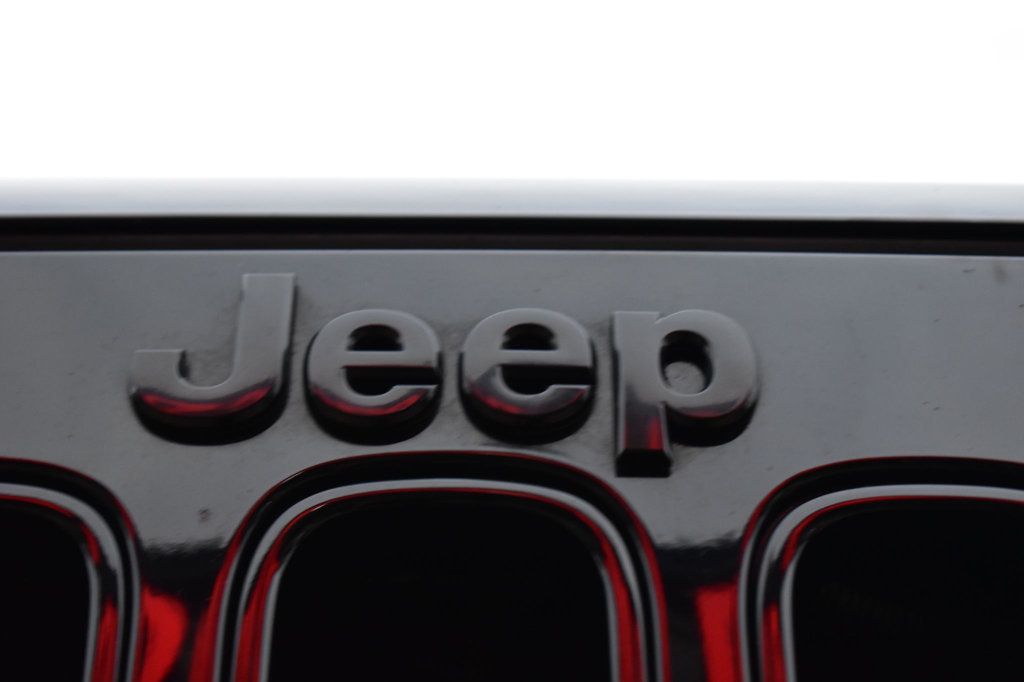 2015 Jeep Wrangler Unlimited 4WD 4dr Altitude - 23060560 - 56