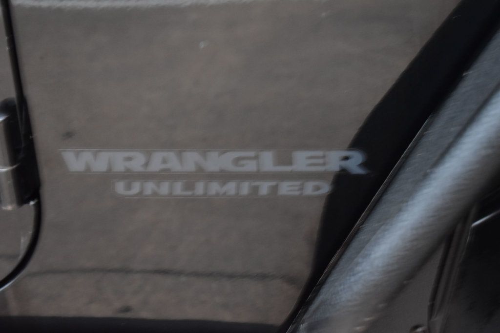 2015 Jeep Wrangler Unlimited 4WD 4dr Altitude - 23060560 - 57