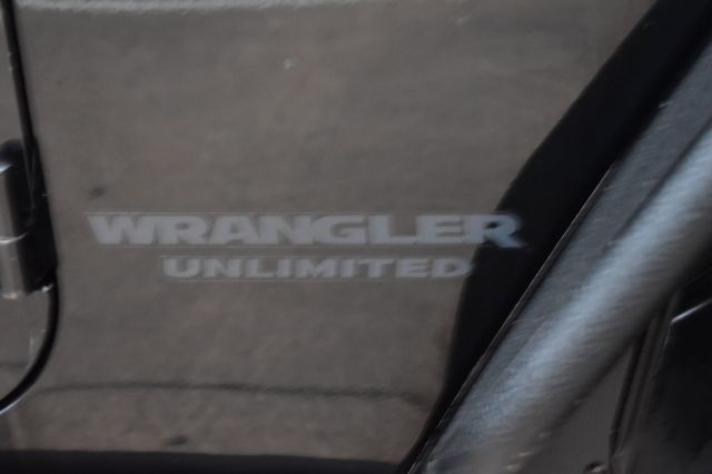 2015 Jeep Wrangler Unlimited 4WD 4dr Altitude - 23060560 - 57