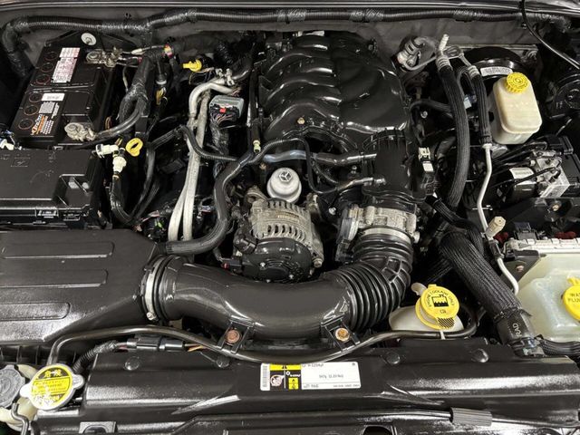 2015 Jeep Wrangler Unlimited 4WD 4dr Altitude - 23054069 - 10