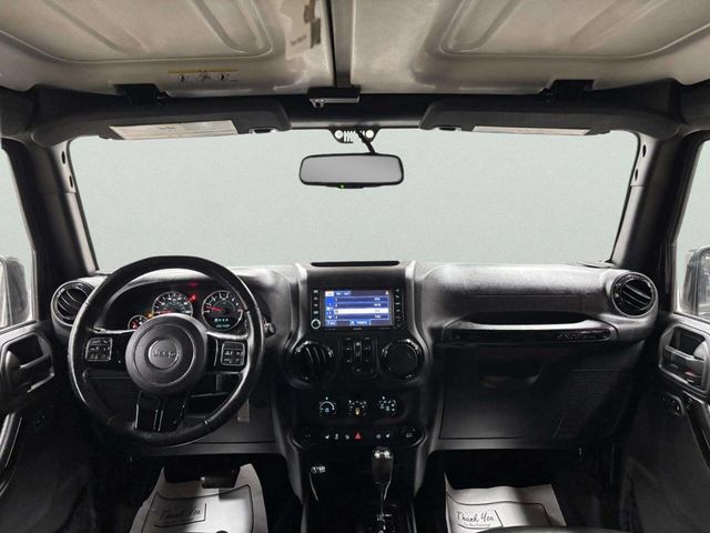 2015 Jeep Wrangler Unlimited 4WD 4dr Altitude - 23054069 - 20