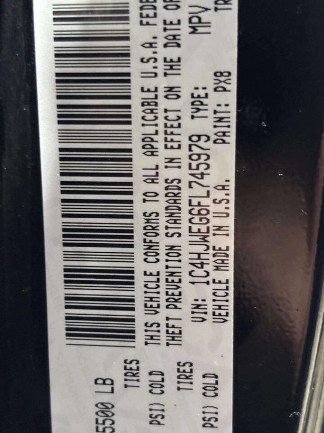 2015 Jeep Wrangler Unlimited 4WD 4dr Altitude - 23054069 - 31