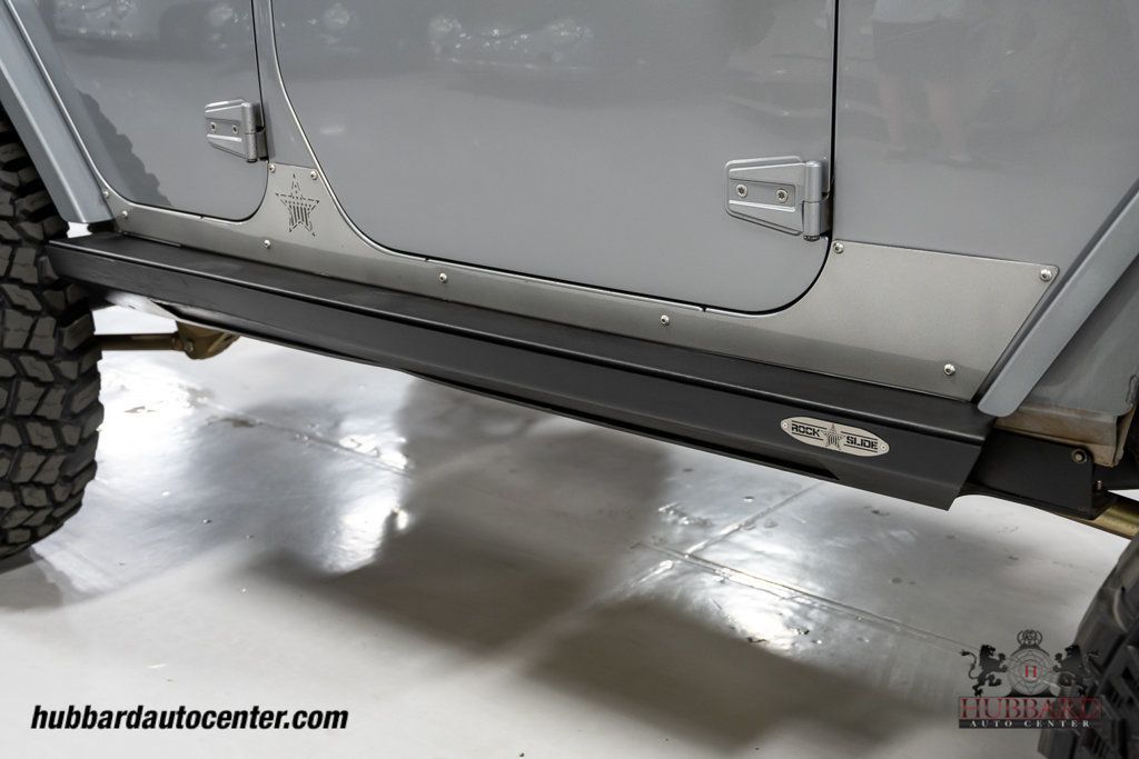 2015 Jeep Wrangler Unlimited 4WD 4dr Rubicon - 22975542 - 39