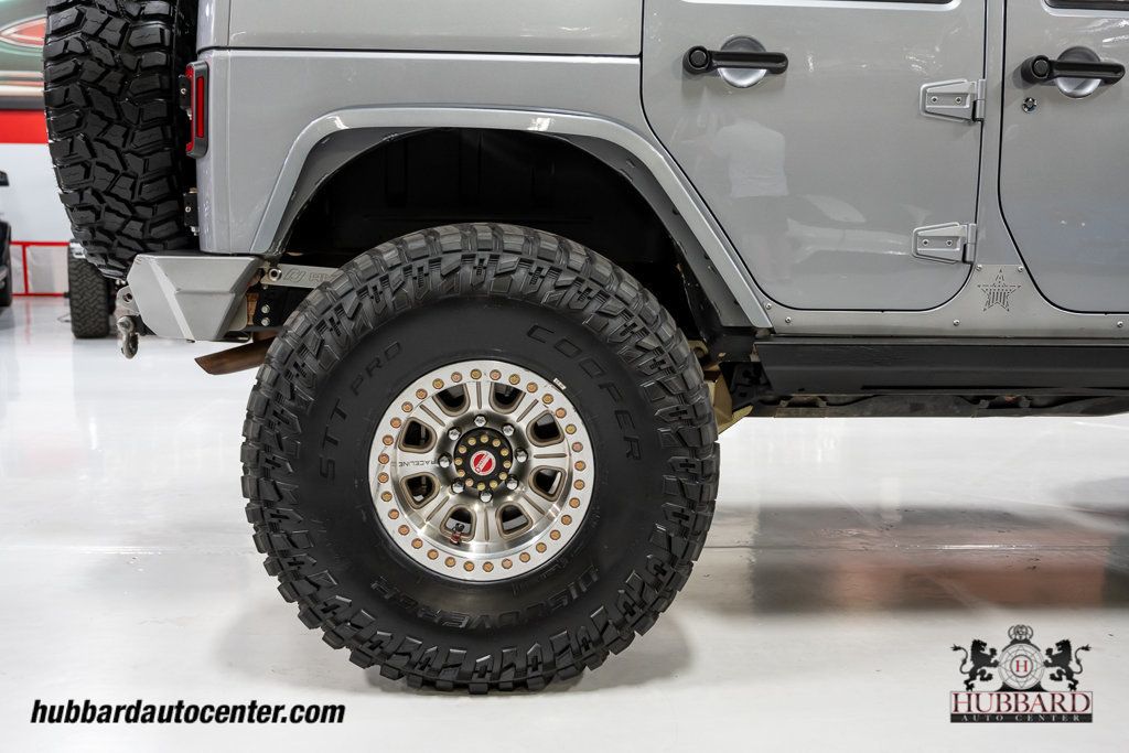 2015 Jeep Wrangler Unlimited 4WD 4dr Rubicon - 22975542 - 42