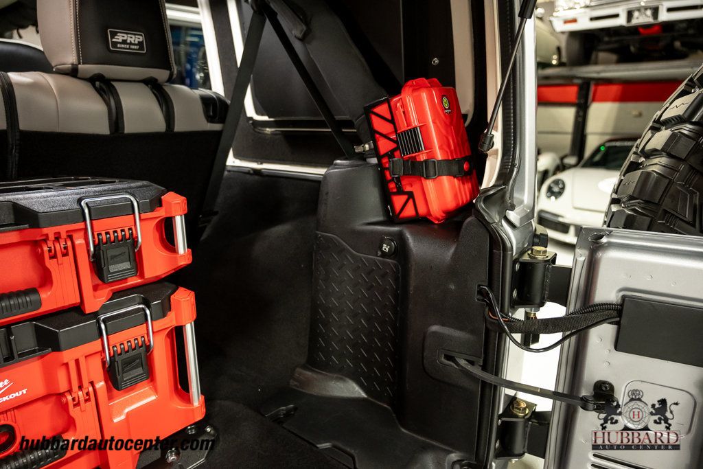 2015 Jeep Wrangler Unlimited 4WD 4dr Rubicon - 22975542 - 90