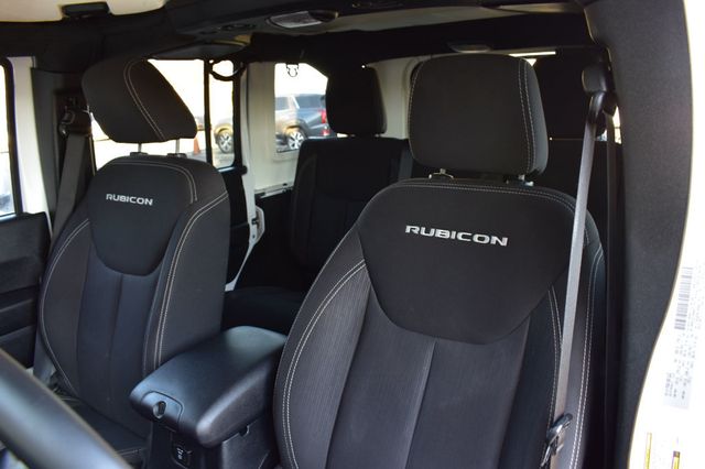 2015 Jeep Wrangler Unlimited 4WD 4dr Rubicon - 22986088 - 14