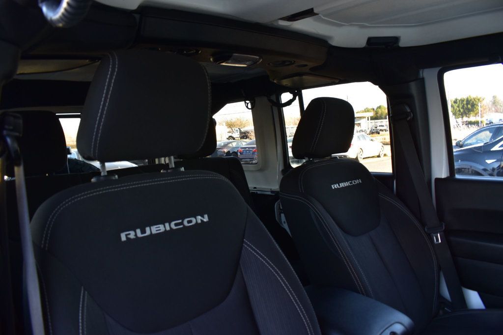 2015 Jeep Wrangler Unlimited 4WD 4dr Rubicon - 22986088 - 17