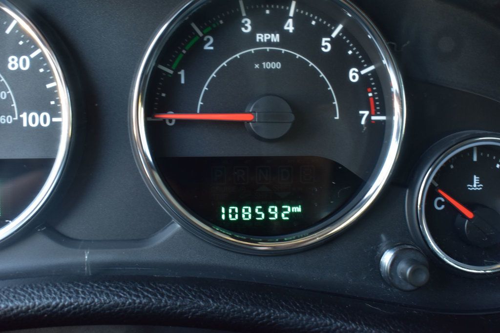 2015 Jeep Wrangler Unlimited 4WD 4dr Rubicon - 22986088 - 25