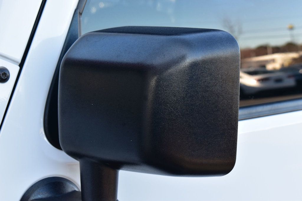 2015 Jeep Wrangler Unlimited 4WD 4dr Rubicon - 22986088 - 52