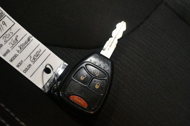 2015 Jeep Wrangler Unlimited 4WD 4dr Rubicon - 22918998 - 62