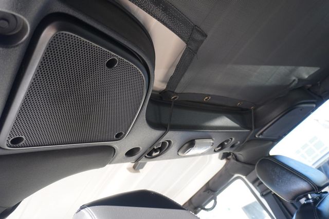 2015 Jeep Wrangler Unlimited 4WD 4dr Rubicon Hard Rock - 22939500 - 14