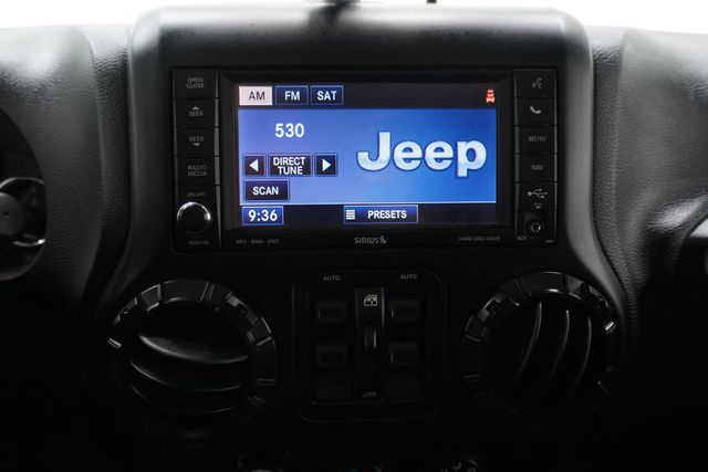 2015 Jeep Wrangler Unlimited 4WD 4dr Rubicon Hard Rock - 22939500 - 18