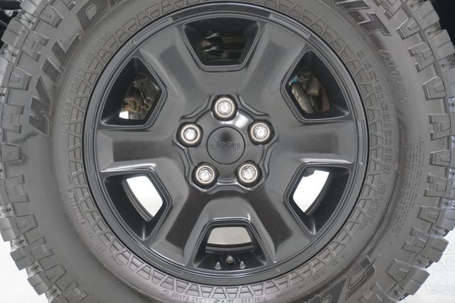 2015 Jeep Wrangler Unlimited 4WD 4dr Rubicon Hard Rock - 22939500 - 24