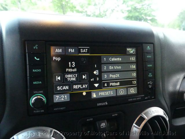 2015 Jeep Wrangler Unlimited 4WD 4dr Rubicon Hard Rock - 23022672 - 34
