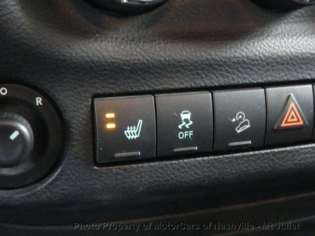 2015 Jeep Wrangler Unlimited 4WD 4dr Rubicon Hard Rock - 23022672 - 36