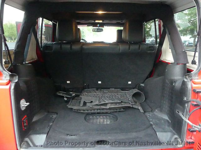 2015 Jeep Wrangler Unlimited 4WD 4dr Rubicon Hard Rock - 23022672 - 38