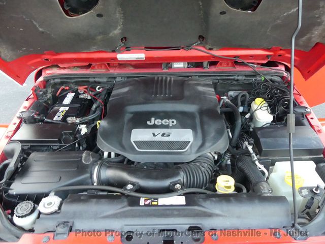 2015 Jeep Wrangler Unlimited 4WD 4dr Rubicon Hard Rock - 23022672 - 39