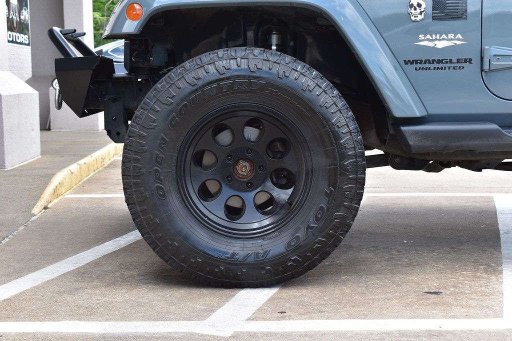 2015 Jeep Wrangler Unlimited 4WD 4dr Sahara - 23037905 - 9