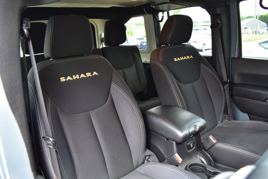 2015 Jeep Wrangler Unlimited 4WD 4dr Sahara - 23037905 - 15