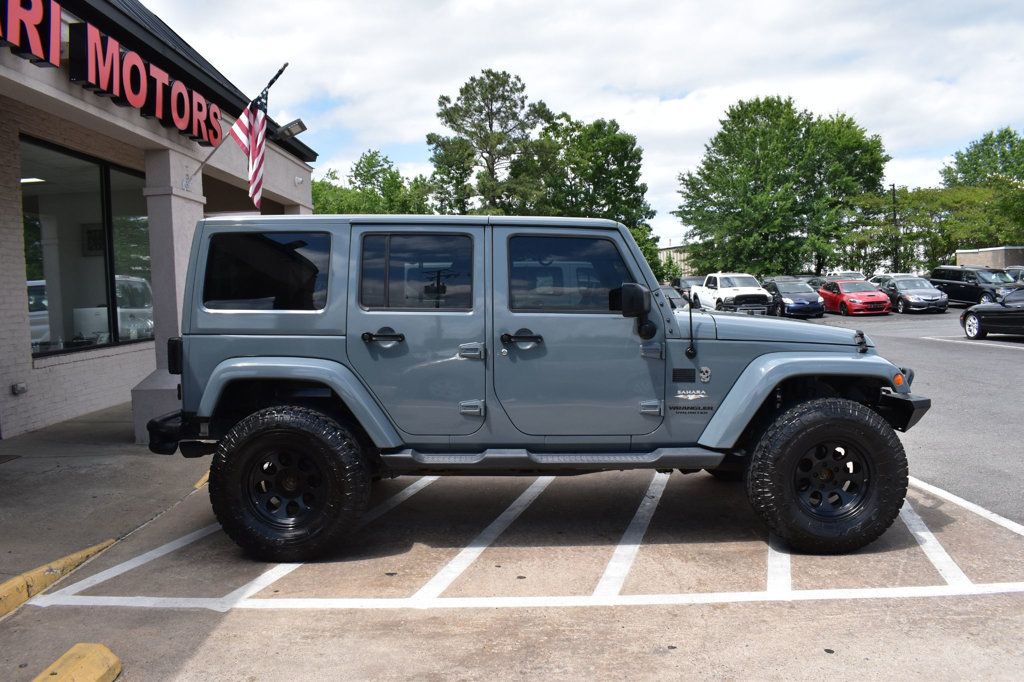 2015 Jeep Wrangler Unlimited 4WD 4dr Sahara - 23037905 - 3