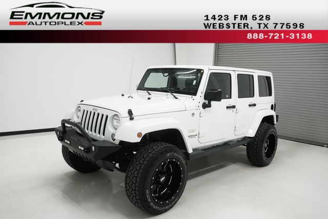 2015 Jeep Wrangler Unlimited 4WD 4dr Sahara - 23006082 - 0