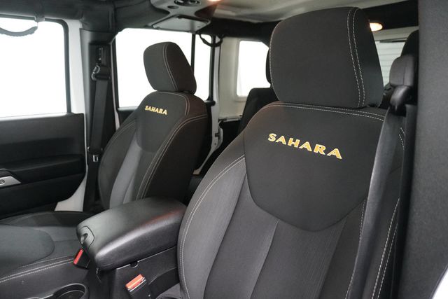 2015 Jeep Wrangler Unlimited 4WD 4dr Sahara - 23006082 - 11