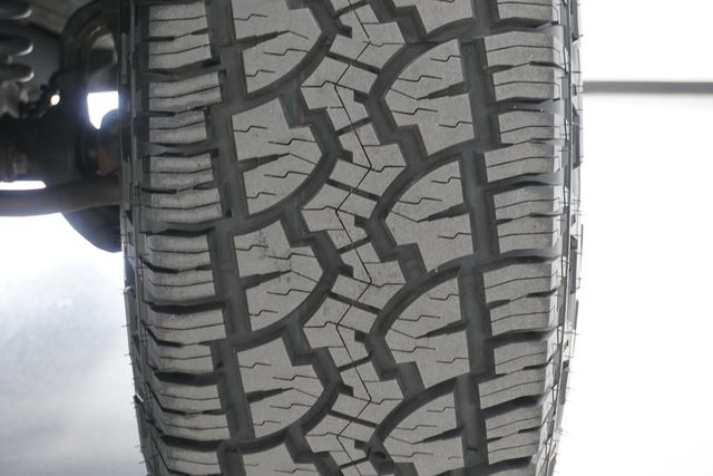 2015 Jeep Wrangler Unlimited 4WD 4dr Sahara - 23006082 - 25