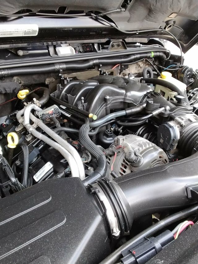 2015 Jeep Wrangler Unlimited 4WD 4dr Sahara - 23043135 - 26