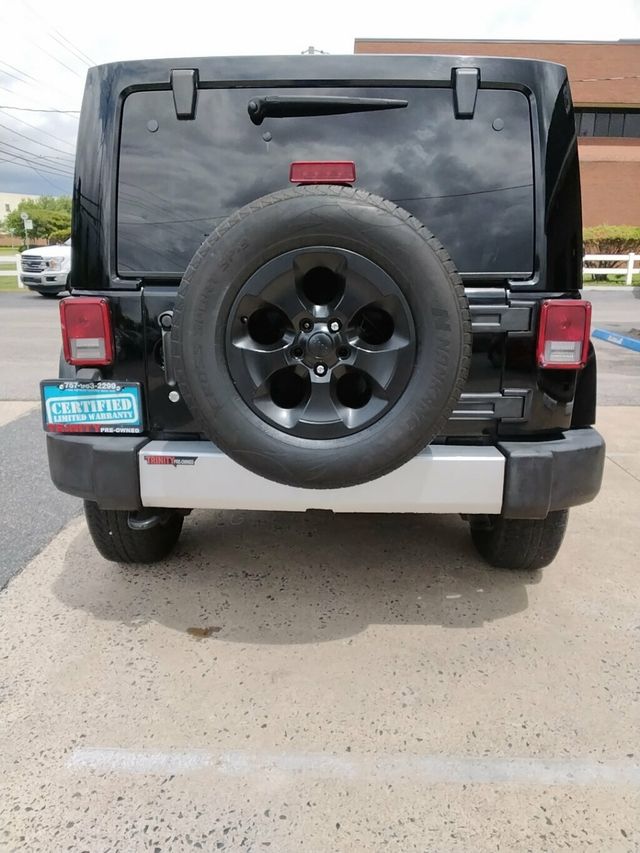 2015 Jeep Wrangler Unlimited 4WD 4dr Sahara - 23043135 - 2